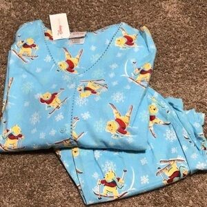 🆕Disney store women’s Pooh winter pjs
